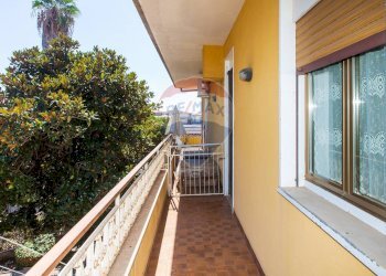 Balcone - Casa semi indipendente Via Brescia
 
15, Catania - foto 10