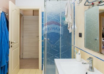 Bagno - Casa semi indipendente Via Brescia
 
15, Catania - foto 45