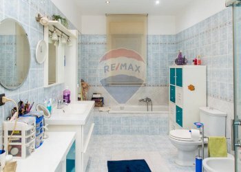 Bagno - Casa semi indipendente Via Brescia
 
15, Catania - foto 46