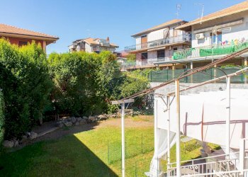 Giardino - Casa semi indipendente Via Brescia
 
15, Catania - foto 48