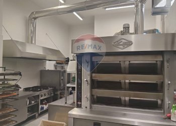 Cucina - Attività Commerciale Via Pietra Dell'ova
 
100, Catania - foto 8