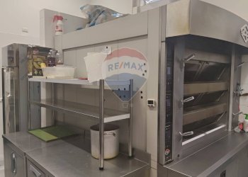 Camera / camera da letto - Attività Commerciale Via Pietra Dell'ova
 
100, Catania - foto 9