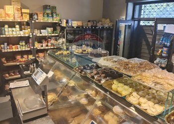 Dispensa di stoccaggio - Attività Commerciale Via Pietra Dell'ova
 
100, Catania - foto 22