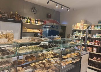 Dispensa di stoccaggio - Attività Commerciale Via Pietra Dell'ova
 
100, Catania - foto 24