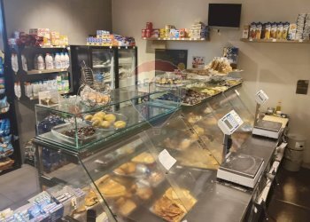 Cucina - Attività Commerciale Via Pietra Dell'ova
 
100, Catania - foto 25