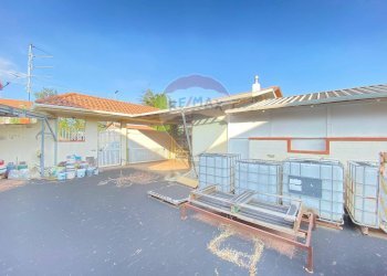 Terrazza - Commercial Premises via Belpasso-Pedara, Mascalucia - photo 3