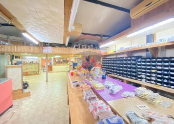 Ricezione / Lobby - Commercial Premises via Belpasso-Pedara, Mascalucia - photo 14