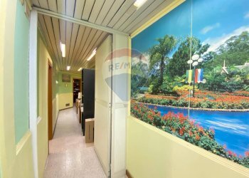 Hall / corridoio - Commercial Premises via Belpasso-Pedara, Mascalucia - photo 27