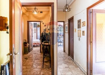 Hall / corridoio - Quadrilocale Via Matteo Ricci
 
14, Catania - foto 7