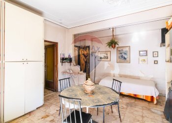 Sala da pranzo - Quadrilocale Via Matteo Ricci
 
14, Catania - foto 9