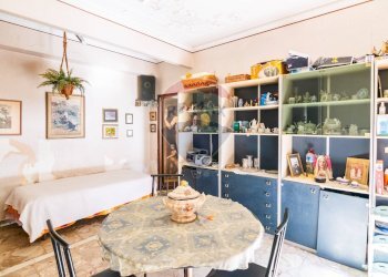 Sala da pranzo - Quadrilocale Via Matteo Ricci
 
14, Catania - foto 10