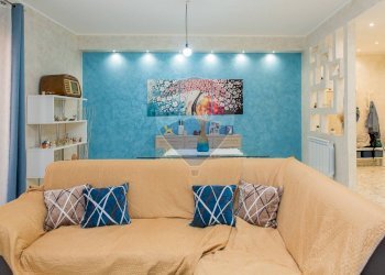 Salone - Appartamento Via Alessandro Manzoni
 
197, Misterbianco - foto 5