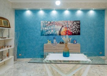 Salone - Appartamento Via Alessandro Manzoni
 
197, Misterbianco - foto 6