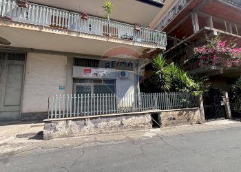 Edificio all\'aperto - Negozio michele leonardi greco
100, Santa Maria di Licodia - foto 5