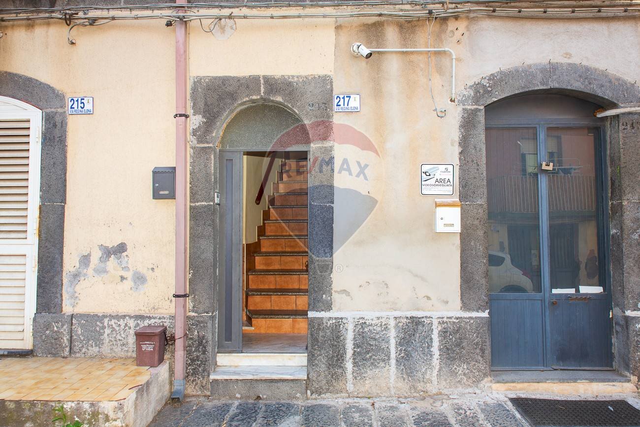 Edificio all\'aperto - Casa semi indipendente Via Regina Elena
 
217, Motta Sant'Anastasia - foto 3