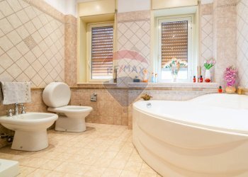 Bagno - Appartamento Via Enrico Fermi
 
8, Catania - foto 26