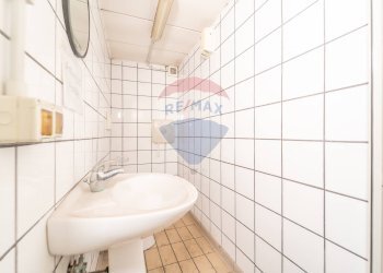 Bagno - Locale Commerciale Via delle Cerquette
 
56, Ariccia - foto 8