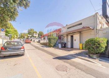 Casa all\'aperto - Locale Commerciale Via delle Cerquette
 
56, Ariccia - foto 11