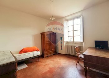 Camera / camera da letto - Four-room apartment Loro Ciuffenna - photo 9
