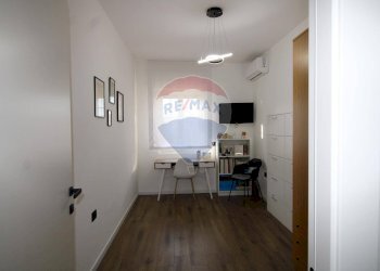 Ufficio - Trilocale via vittorio emanuele
 
201, Roggiano Gravina - foto 5