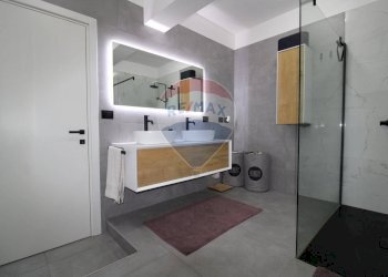 Bagno - Trilocale via vittorio emanuele
 
201, Roggiano Gravina - foto 7