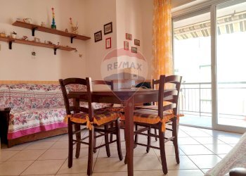 Sala da pranzo - Monolocale Contrada Pietrenere, Giardini-Naxos - foto 7