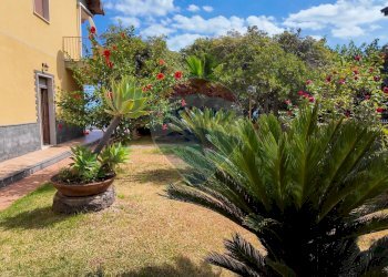 Giardino - Casa semi indipendente strada 23
 
24, Riposto - foto 2