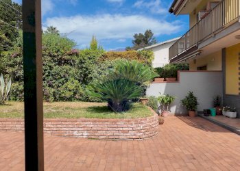 Terrazza - Casa semi indipendente strada 23
 
24, Riposto - foto 5