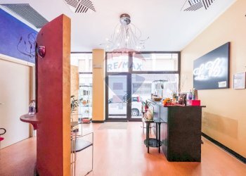 Foto 2 - Negozio Piazza Zumaglini, Vercelli - foto 2