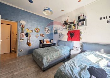 Camera / camera da letto - Four-room apartment Piombino - photo 11