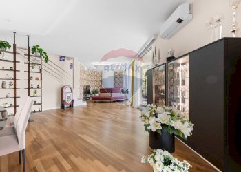 Soggiorno - Villa a Schiera via salita dei cappuccini
 
25, Como - foto 4