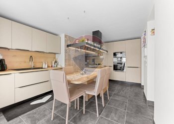 Cucina - Villa a Schiera via salita dei cappuccini
 
25, Como - foto 13