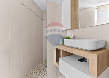 Bagno - Villa a Schiera via salita dei cappuccini
 
25, Como - foto 22