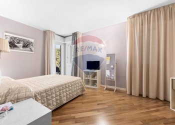 Camera / camera da letto - Villa a Schiera via salita dei cappuccini
 
25, Como - foto 18