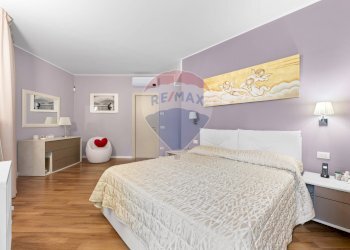 Camera / camera da letto - Villa a Schiera via salita dei cappuccini
 
25, Como - foto 19