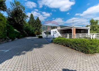 Casa all\'aperto - Villa a Schiera via salita dei cappuccini
 
25, Como - foto 29