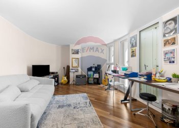 Soggiorno - Villa a Schiera via salita dei cappuccini
 
25, Como - foto 31