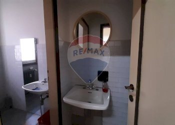 Interno - Attività Commerciale Via Don Luigi Palazzolo
 
45, Bergamo - foto 9