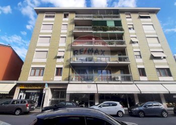 Esterno - Attività Commerciale Via Don Luigi Palazzolo
 
45, Bergamo - foto 12