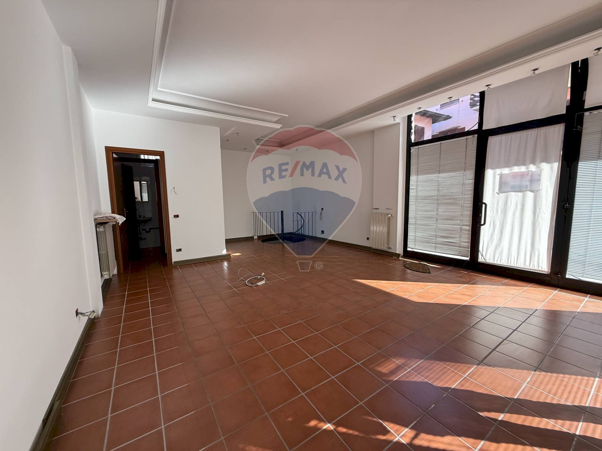 Stanza vuota - Negozio Via Piave
8, Pedrengo - foto 2