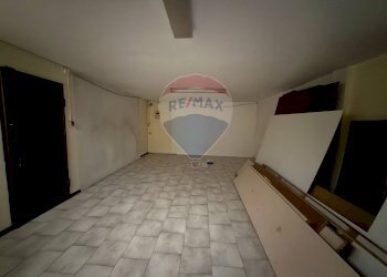 Stanza vuota - Negozio Via Piave
8, Pedrengo - foto 7