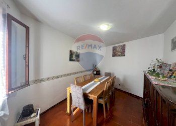 Sala da pranzo - Villa a Schiera Via Copparo
 
248, Ferrara - foto 5