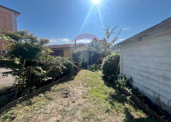 Giardino - Villa a Schiera Via Copparo
 
248, Ferrara - foto 25