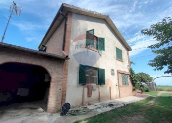 Casa all\'aperto - Casa indipendente strada leona
 
43, Jolanda di Savoia - foto 1