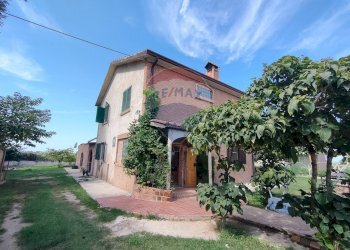 Casa all\'aperto - Casa indipendente strada leona
 
43, Jolanda di Savoia - foto 3
