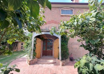 Casa all\'aperto - Casa indipendente strada leona
 
43, Jolanda di Savoia - foto 15