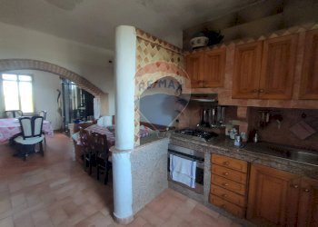 Cucina - Casa indipendente strada leona
 
43, Jolanda di Savoia - foto 24