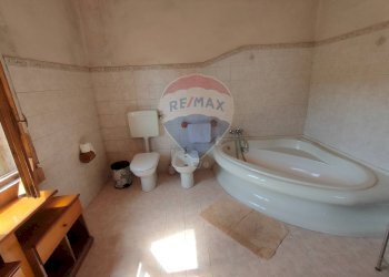 Bagno - Casa indipendente strada leona
 
43, Jolanda di Savoia - foto 31