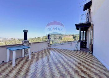 Terrazza - Independent house Frazione Villa Pozzo
 
64, Cingoli - photo 9