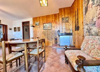 Sala da pranzo - Independent house Frazione Villa Pozzo
 
64, Cingoli - photo 26